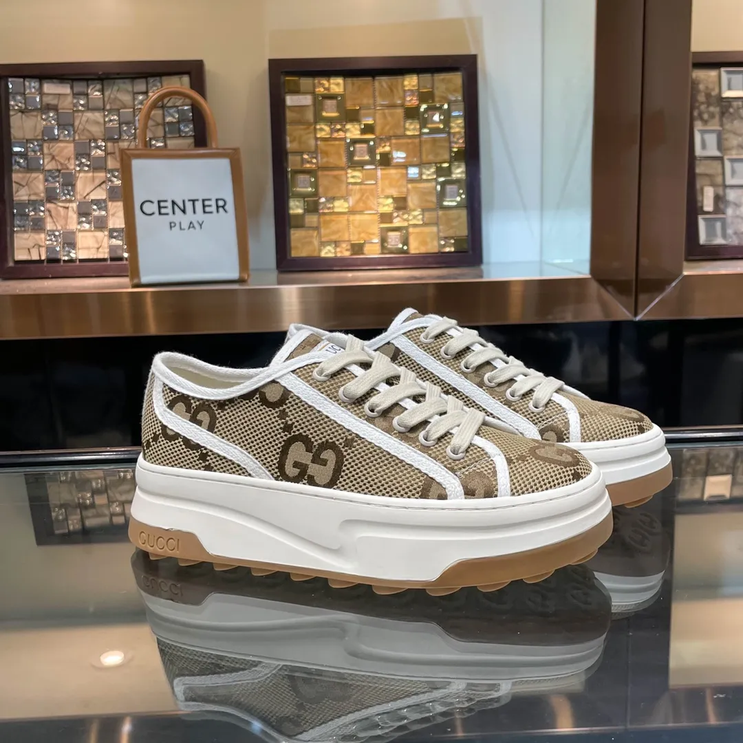 👟👟Ex-factory price 480👟👟 Women's Shoes Women's Clothing 2023Gucci low-top casual sports shoes, top version! Oil edge craftsmanship ➕Set of announcement🌸🌸🌸1:1 reproduction. New model for early spring, creating a perfect style💣💣💣street style🔥🔥🔥cool and trendy C-level fashionable outfit with retro and futuristic feel🌹🌹🌹classic shoe shape + British color matching design, super attractive. All kinds of leather splicing, original reverse mold last, imported high-end knitting needle jacquard fabric showing exquisite texture! Open mold to customize high-density outsole. 13 colors available. Comes fully packaged. Size: Female 35-41